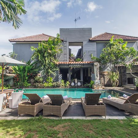 Jimbaran Lestari Hotel & Residences - Spa Exterior photo